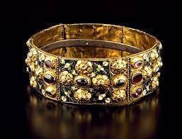 Find the perfect iron crown of lombardy stock photos and editorial news pictures from getty images. The Iron Crown Of Lombardy Is Both A Reliquary And One Of The Oldest Royal Insignias Of Christendom Made In The 4th Or 5th Century Ad The Crown Was One Of The