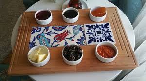 Ahsap Cinili Kahvalti Seti Ahdapzadem Tepsi Tasarim Mutfak