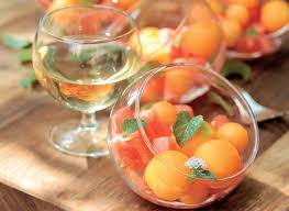 Recette De Verrines Pasteque Et Melon Au Pastis Recette Recette Verrine Salade En Verrine Aperitif Champignon