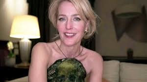 Check out full gallery with 643 pictures of gillian anderson. Gillian Anderson S American Accent Throws Some People Off Cnn