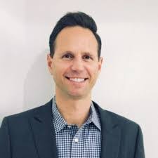 Eli Einhorn's Instagram, Twitter & Facebook