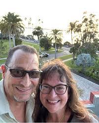 Rhonda Tracy's Instagram, Twitter & Facebook