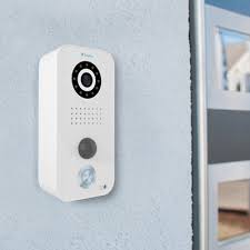 Hence, we have compiled a list of front door security cameras that meets the need of every type of home, budget, and individual. 3 Home Security Cameras To Secure Your Entryway Electronic House