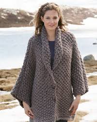 Bayanlara Kahverengi Genis Kollu Orgu Hirka Modeli Orgu Hirkalar Hirka