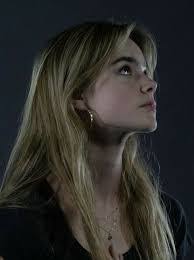 Mollie Lockwood's Instagram, Twitter & Facebook