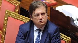 Dove ci sono dei casi positivi e' chiaro che e' maggiore il controllo. Campidoglio Da Pd E M5s La Carta Pierpaolo Sileri Se Raggi Sara Condannata La Sfida A