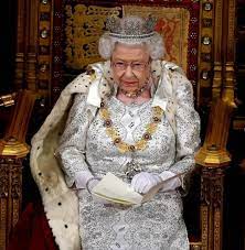 Por mais que tenha uma eleição, a pessoa eleita precisa ir até o palácio de buckingham e lá a rainha pergunta se ela aceita formar um governo em nome de sua majestade. Concluir Brexit Em 31 De Outubro E Prioridade Do Governo Diz Rainha Elizabeth Ii Mundo Home