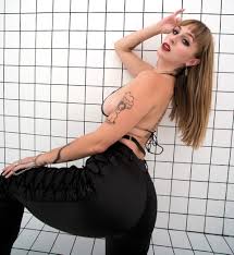 Angel Youngs: From Chill Austin Stripper to In-Demand Adult Star - XBIZ.com