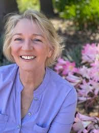 Deirdre Sutton's Instagram, Twitter & Facebook