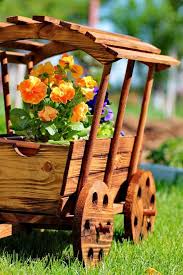 1001 idees pour decorer son jardin des accessoires jardin a faire soi meme comment decorer son jardin decoration jardin craft