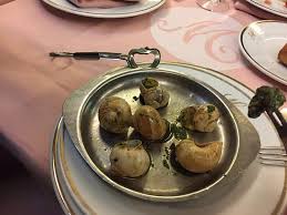 Plateau De Fruits De Mer Picture Of Brasserie Mollard Paris Tripadvisor