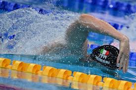 Alessandro miressi, nato a torino nel 1998 è alla sua prima partecipazione ai giochi olimpici, proprio in virtù della giovane età. Nuoto Alessandro Miressi Frantuma Il Record Italiano Dei 100 Sl Agli Europei Di Budapest