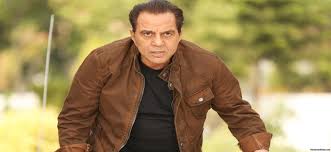 We discuss all information related to him. 7 Bollywood Actors Who Never Won Filmfare Award