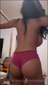 beckyyyyyyy7 porn video Onlyfans leaked 241223 6 ( 8.9 MB )