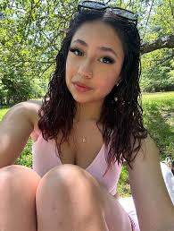 Hi! I'm Jackie and I live in Wayne, and I'm looking for a summer  babysitting job (preferably full time) I've worked for the Boys and Girls  club in Pequannock since October 2018