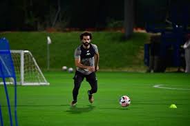 بمشاركة صلاح ليفربول يستعد لأولى مبارياته في كأس العالم للأندية Mo Salah Soccer Field Liverpool