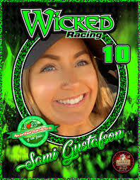 Dale Tarr's Instagram, Twitter & Facebook