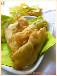 Beignets De Fleurs De Courgettes De Nice Courgette De Nice Fleurs De Courgettes Recettes De Cuisine
