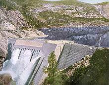 The construction was considered an engineering marvel, carried out by thousands of workers, led by san francisco's chief engineer michael o'shaughnessy, for whom the dam was named. O Shaughnessy Dam California Wikipedia