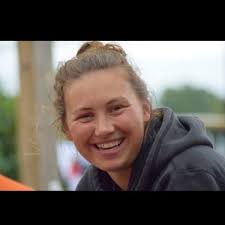 Meg Beard (@MegRoseBeard)