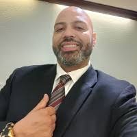 200+ perfiles de «Malavet»