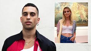 Non solo la 'venere' e la 'primavera', ma soprattutto 'le storie di giuditta' e 'l'adorazione dei magi' con. Mahmood Difende Chiara Ferragni La Sua Visita Agli Uffizi E Stata Utile Ai Giovani Spyit