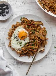 Add dry ramen noodles and frozen vegetables to the boiling water. 20 Minute Ramen Noodles With Sesame Fried Eggs Veggie Ramen