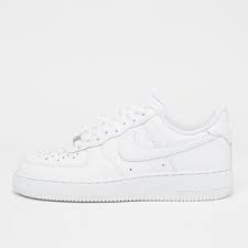 Throughout the years, the nike air force 1 has produced a number of distinct iterations — some leaning towards technical upgrades while others from hidden artwork to subtle streetwear branding, the air force 1 has seen it all. Nike Air Force1 Im Snipes Onlineshop Bestellen