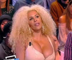 Afida turner pose presque nue. Photos Afida Turner En Petite Tenue Avec Stephane Collaro C Est Hot