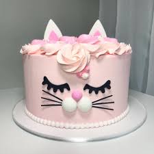 While it's themed for birthdays. Birna Dis On Instagram Cake Birthdaycake Catcake Chocolatecake Cakedecorating Instafood Birthday Cake For Cat Kitten Cake Birthday Cake Kids