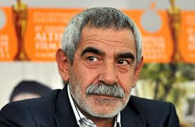 Eypio, şarkının canlı performansını çukur dizisinin galasında seslendirmiştir. Abdurrahim Akca Eypio Kimdir Nereli Boyu Ve Kilosu Kac Yasinda