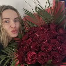 Terra Flowers's Instagram, Twitter & Facebook