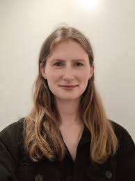 Rebecca Visser's Instagram, Twitter & Facebook