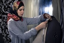 Essam terkenal sebagai binaragawati pertama di negaranya. 10 Hijab Syar I Untuk Wanita Muslimah Yang Ingin Tampil Cantik Dan Santun