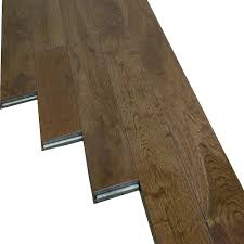 Over 45 years of professional floor sanding services. Paramount Gunstock Oak Hardwood Flooring 20 93 Sq Ft Case The Home Depot Canada