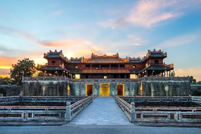 Vietnam Travel Calendar 2026