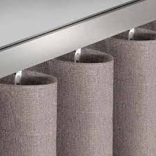 Modernes gardinenband wird aus gardinenstoff hergestellt, dem polyester oder polyamid zugeführt werden. Das Gardinenband Ist Das Geheimnis Des Vorhangs