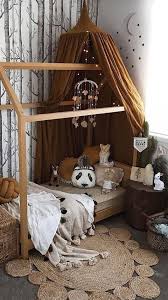 Filedanstachambre vous propose de décorer la chambre de votre enfant grâce à notre sélection de. Une Chambre D Enfant Sur Le Theme De La Foret On Adore La Deco Boheme Et Ultra Cosy Tres Tendance De Deco Chambre Enfant Design Chambre Enfant Chambre Bebe