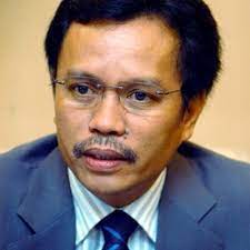 Datuk seri panglima shafie bin apdal is a malaysian politician who served as the 15th chief shafie apdal. Shafie Apdal Shafieapdal Myg Twitter