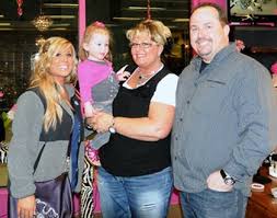 3, and on friday updated fans with a peek at her baby bump. Step Mom Reality Tv Star Growing Up Fast In Real World Community Yankton Net