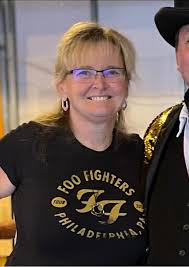 Should kids be allowed to see the band at concerts?