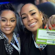 Last day of the AWG Kansas City 2025 Grocery Innovation Conference.  @livingfreshmarket @melody_winston @adore_paige__ @awgsupportcenter