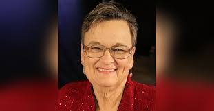 Kristi Steele's Instagram, Twitter & Facebook