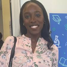 Delighted to meet Sarah Khameis a recipient of the Menke Abraham  scholarship for first generation students at American University. Hearing  of her dreams for her future, after AU, makes the…