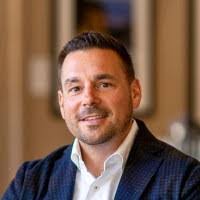 Robert Corliss's Instagram, Twitter & Facebook