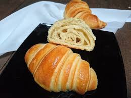 Cornetti vegan fatti in casa, la ricetta. Croissant Vegan Con Pasta Madre Creando Si Impara