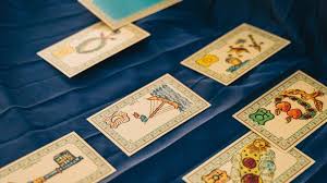 Jun 18, 2021 · all issues of scrapbook & cards today magazine can be viewed and downloaded for free, starting with our first issue in spring 2006. How To Read Tarot Cards Tarot Reading For Beginners Shaw Academy