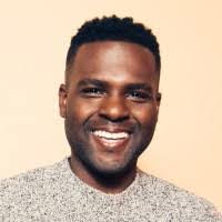 Julie Winans's Instagram, Twitter & Facebook