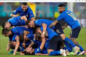 Wales harus bermain imbang atau menang untuk memastikan diri lolos ke babak 16 besar. Hasil Euro 2020 Libas Swiss Italia Jadi Tim Pertama Yang Lolos Ke 16 Besar Bolasport Com