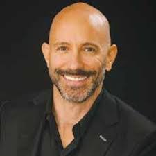 Gordon Mcmullen's Instagram, Twitter & Facebook